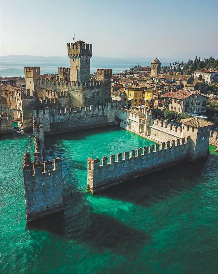 Il Glicine Sul Garda Appartamento Turistico 페스키에라델가르다 외부 사진